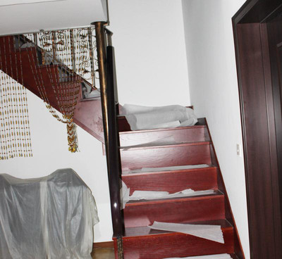 實木護欄實木樓梯 鋼結構實木樓梯 廠家定做樓梯